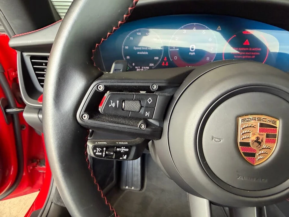 2025 Porsche 992 Carrera S - Image 19 of 31