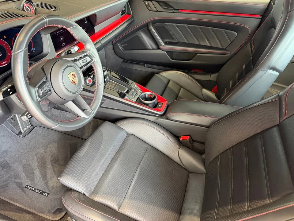 2025 Porsche 992 Carrera S - Image 4 of 31