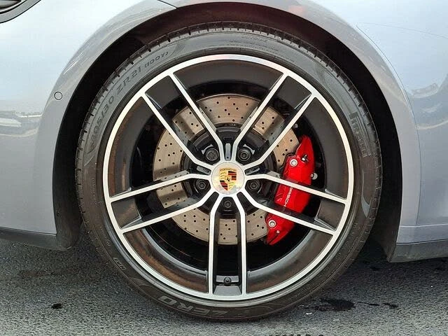 2025 Porsche 992 Carrera S - Image 13 of 31