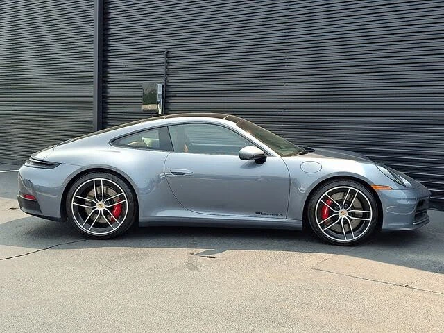 2025 Porsche 992 Carrera S - Image 8 of 31