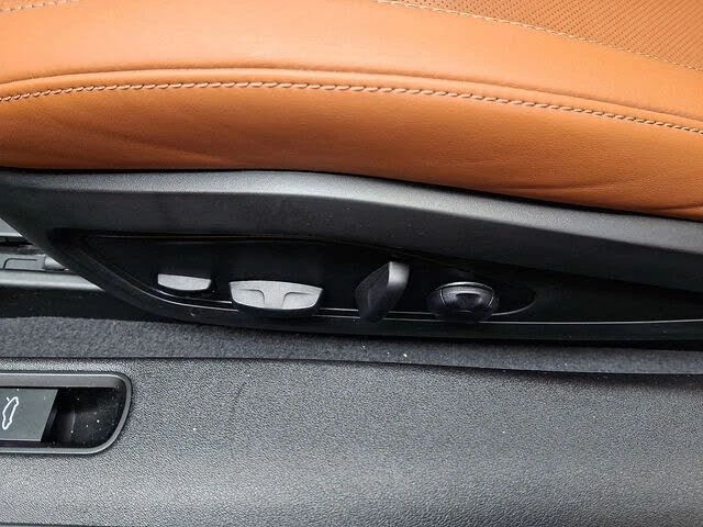 2025 Porsche 992 Carrera S - Image 17 of 31
