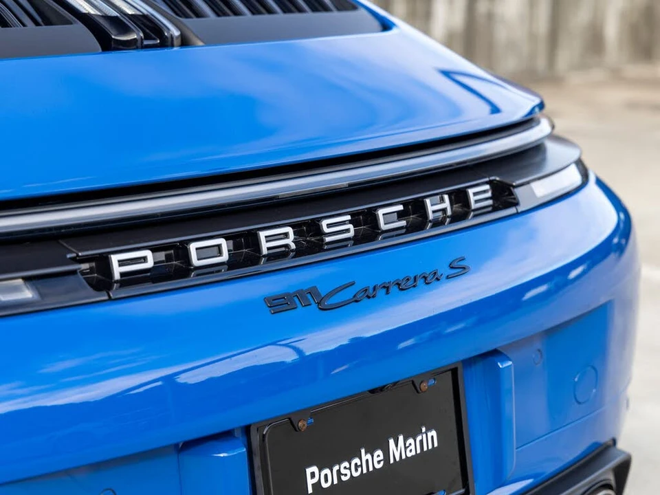 2025 Porsche 992 Carrera S - Image 23 of 31