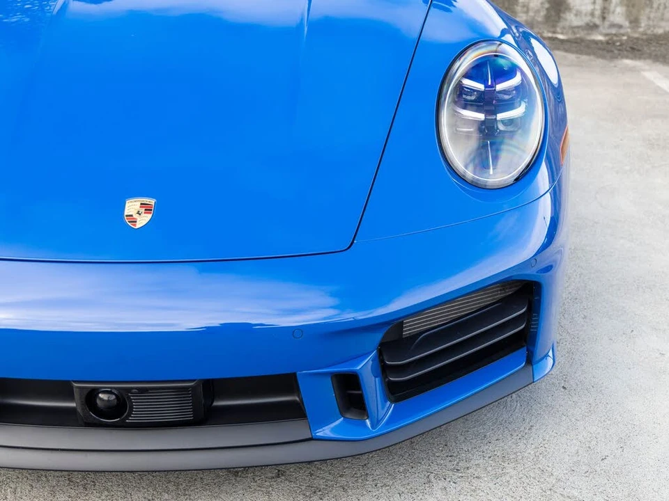 2025 Porsche 992 Carrera S - Image 17 of 31