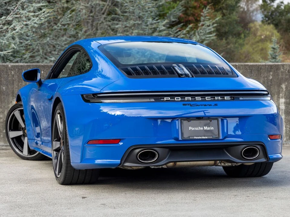 2025 Porsche 992 Carrera S - Image 3 of 31