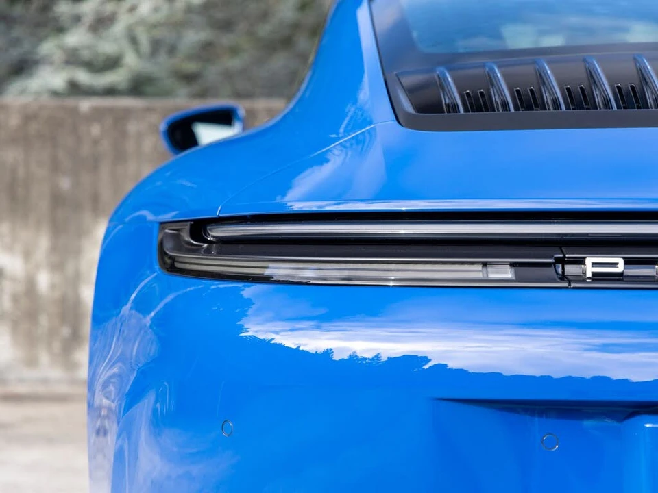 2025 Porsche 992 Carrera S - Image 20 of 31