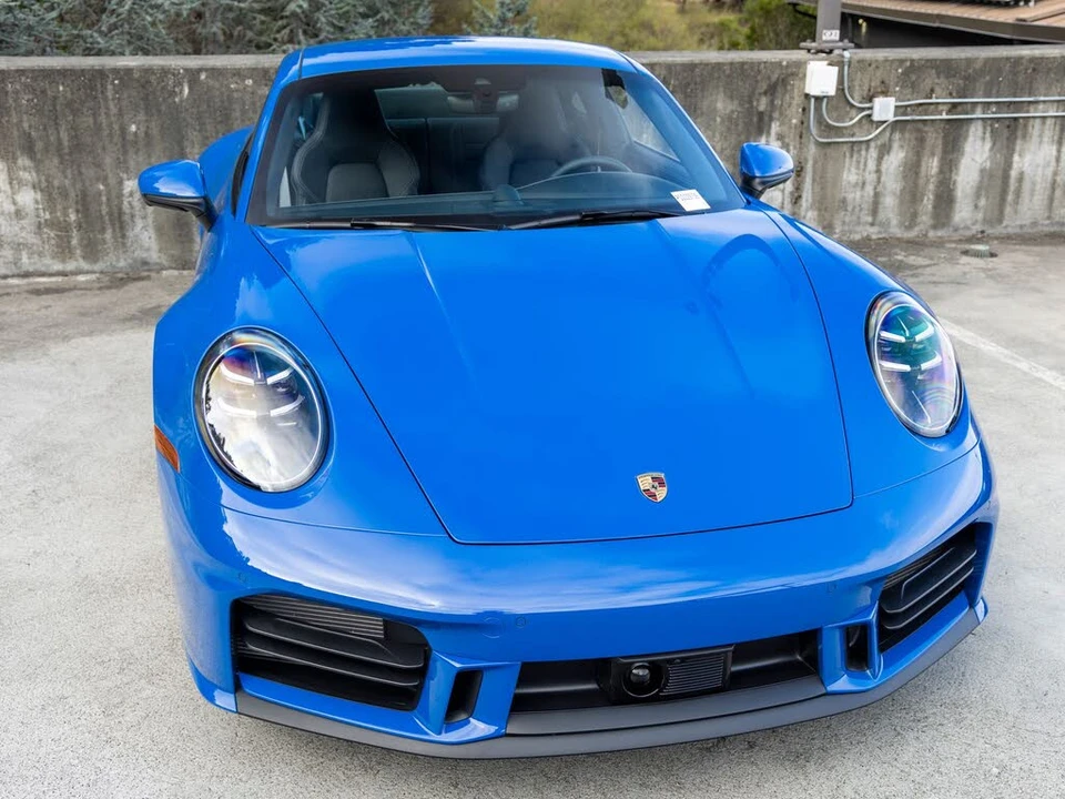 2025 Porsche 992 Carrera S - Image 16 of 31
