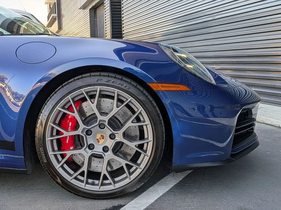2025 Porsche 992 Carrera S - Image 11 of 28