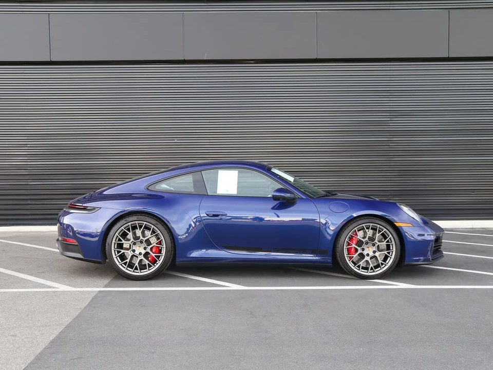 2025 Porsche 992 Carrera S - Image 8 of 28
