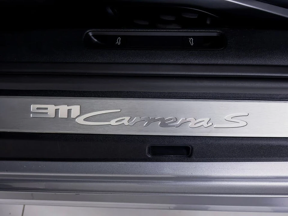 2025 Porsche 992 Carrera S - Image 17 of 28
