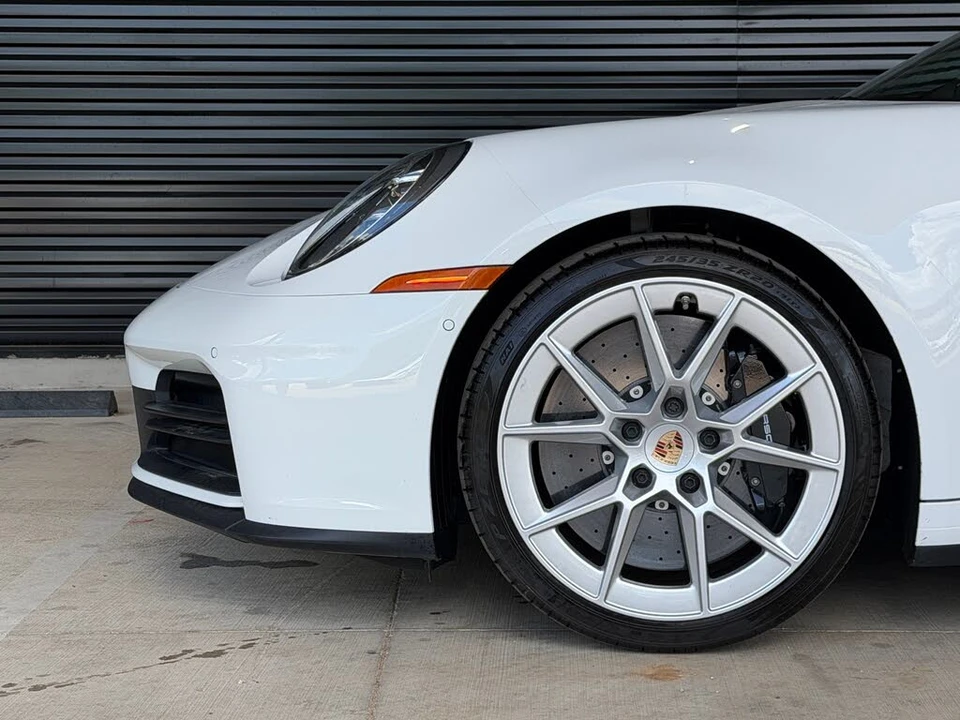 2025 Porsche 992 Carrera S - Image 7 of 31