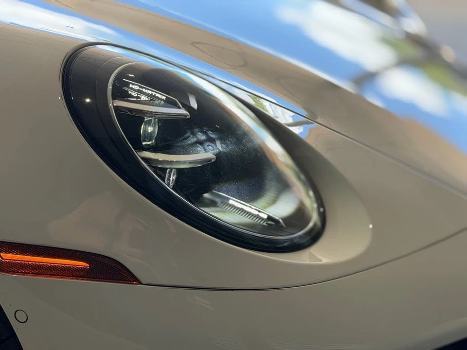 2025 Porsche 992 Carrera S - Image 16 of 31