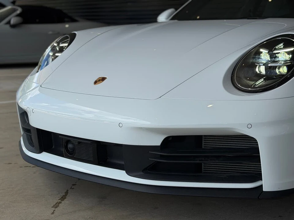2025 Porsche 992 Carrera S - Image 14 of 31