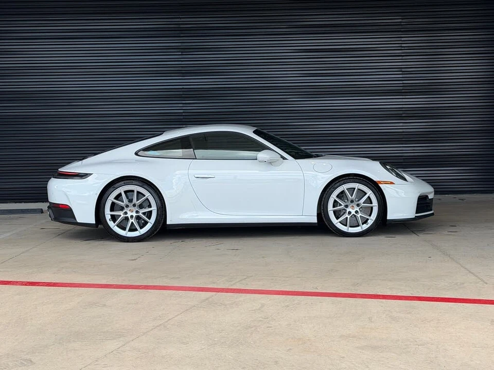 2025 Porsche 992 Carrera S - Image 10 of 31