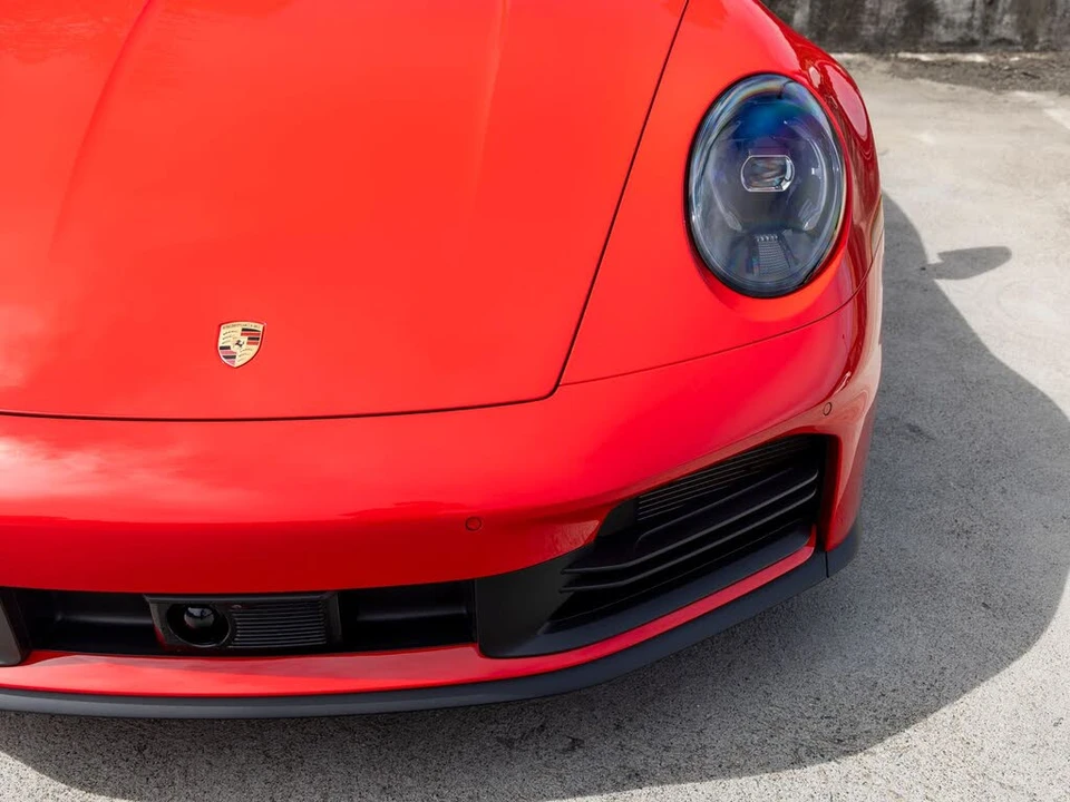 2025 Porsche 992 Carrera S - Image 17 of 31
