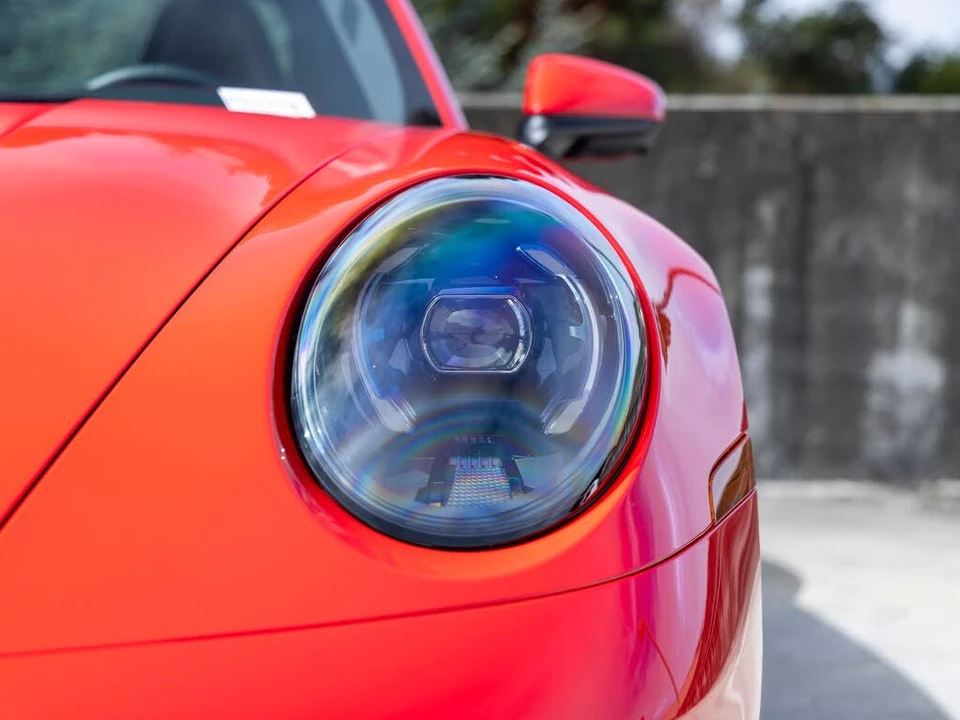 2025 Porsche 992 Carrera S - Image 18 of 31