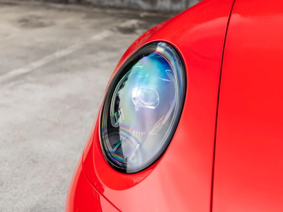 2025 Porsche 992 Carrera S - Image 14 of 31