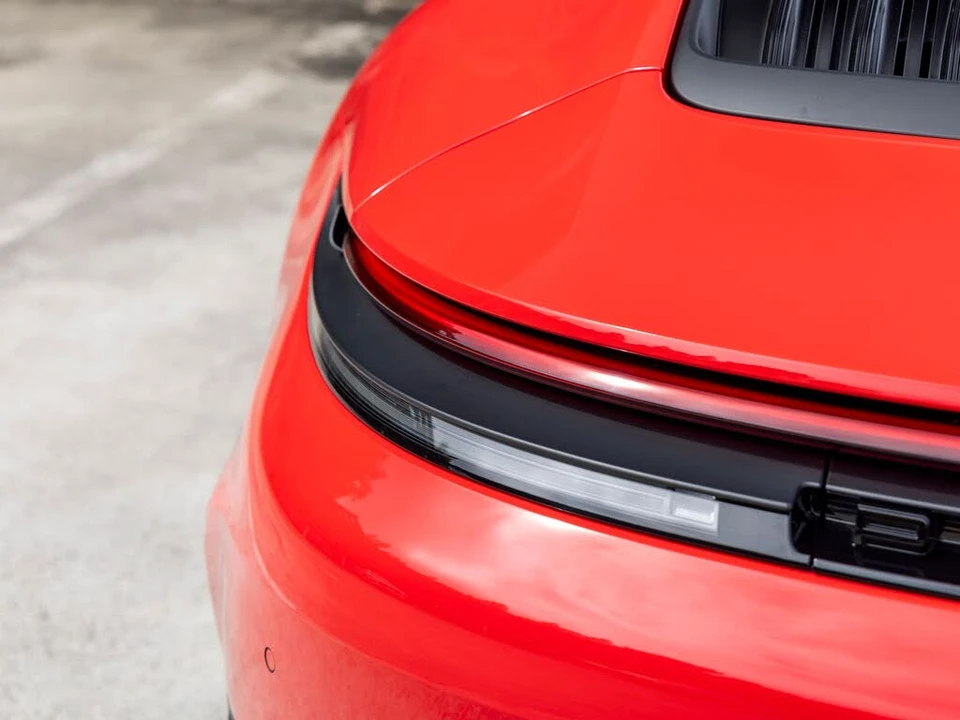 2025 Porsche 992 Carrera S - Image 21 of 31