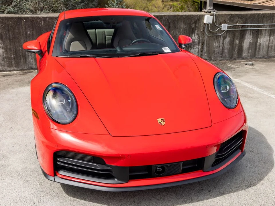 2025 Porsche 992 Carrera S - Image 16 of 31