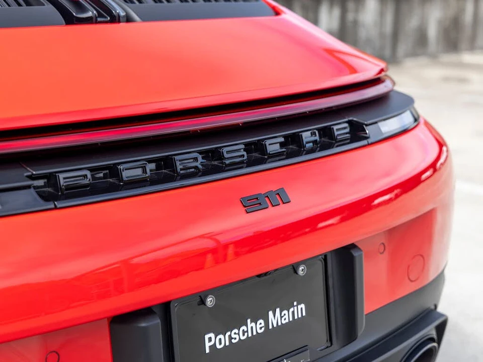 2025 Porsche 992 Carrera S - Image 23 of 31