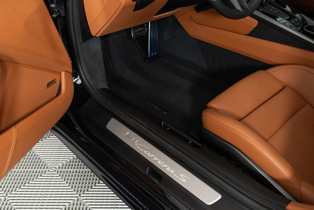 2025 Porsche 992 Carrera S - Image 13 of 21