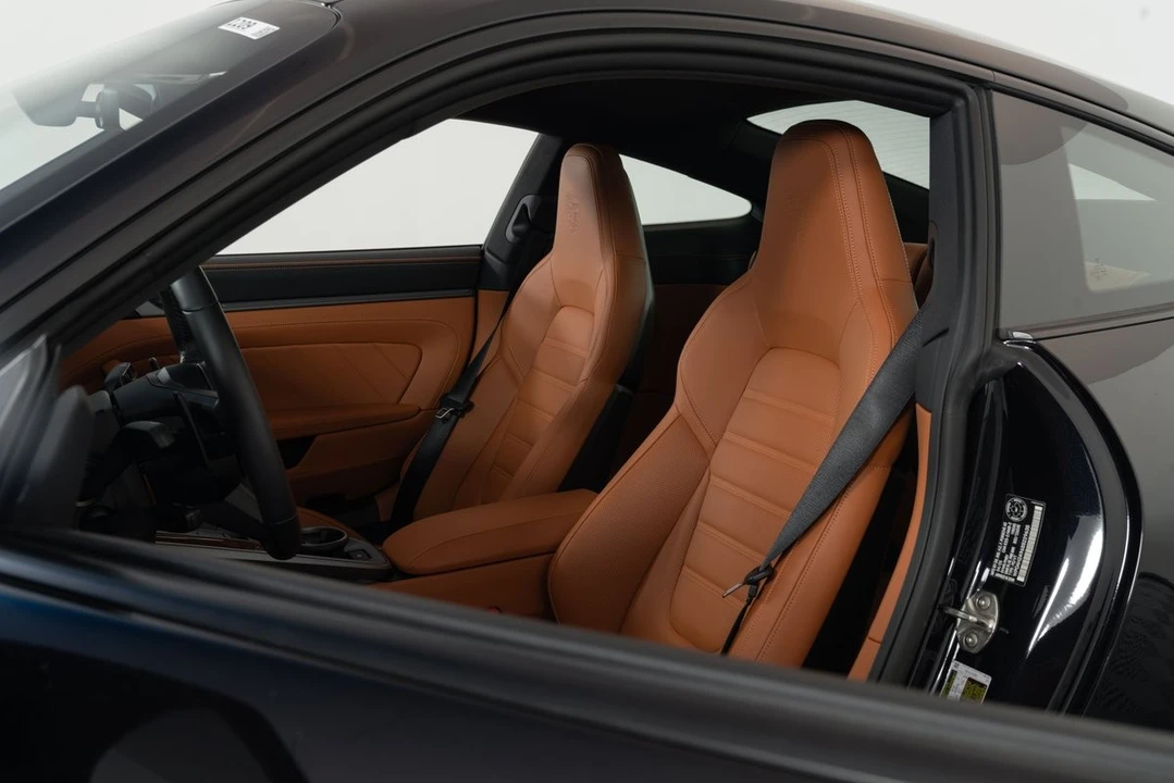 2025 Porsche 992 Carrera S - Image 12 of 31