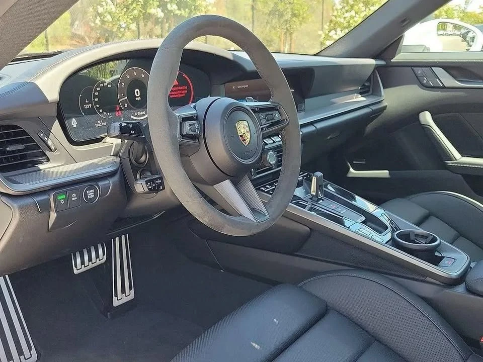 2025 Porsche 992 Carrera S - Image 3 of 19