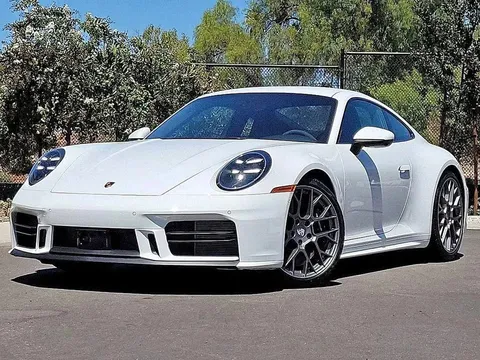 2025 Porsche 911 Carrera S
