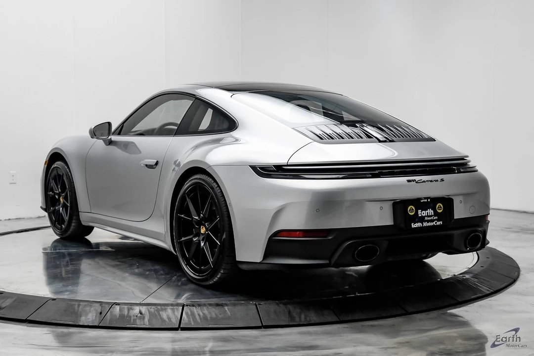 2025 Porsche 992 Carrera S - Image 9 of 12