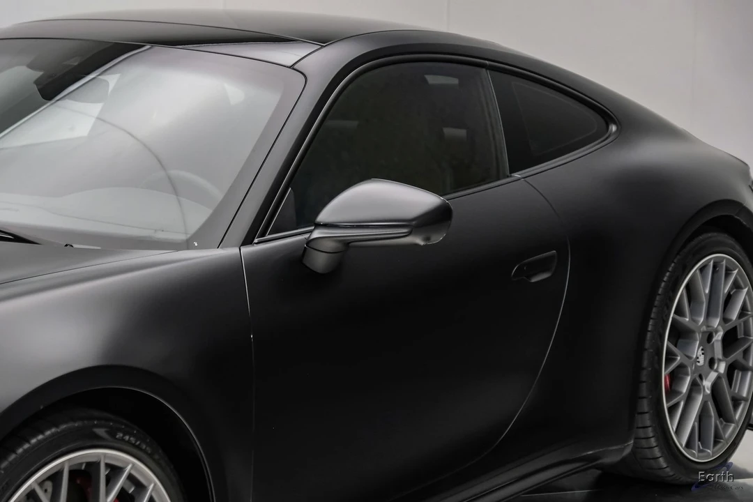 2025 Porsche 992 Carrera S - Image 26 of 31