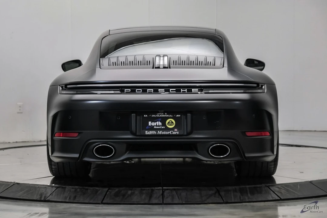 2025 Porsche 992 Carrera S - Image 11 of 31