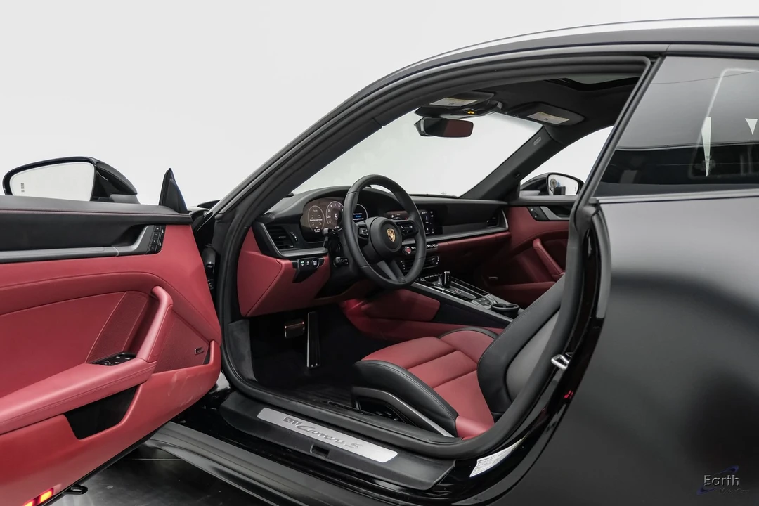 2025 Porsche 992 Carrera S - Image 31 of 31