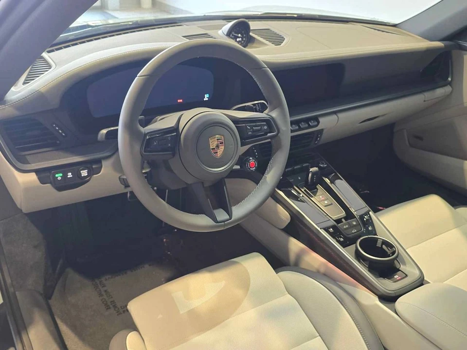 2025 Porsche 992 Carrera S - Image 4 of 4