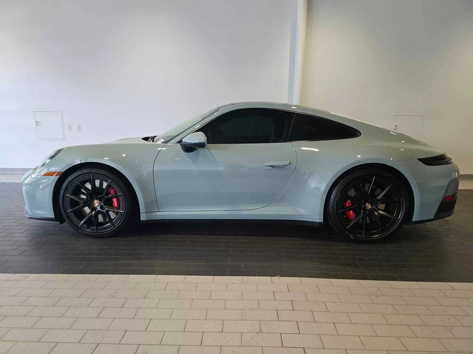2025 Porsche 992 Carrera S - Image 2 of 4
