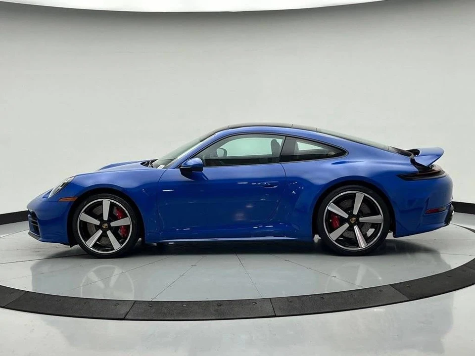 2025 Porsche 992 Carrera S - Image 2 of 5