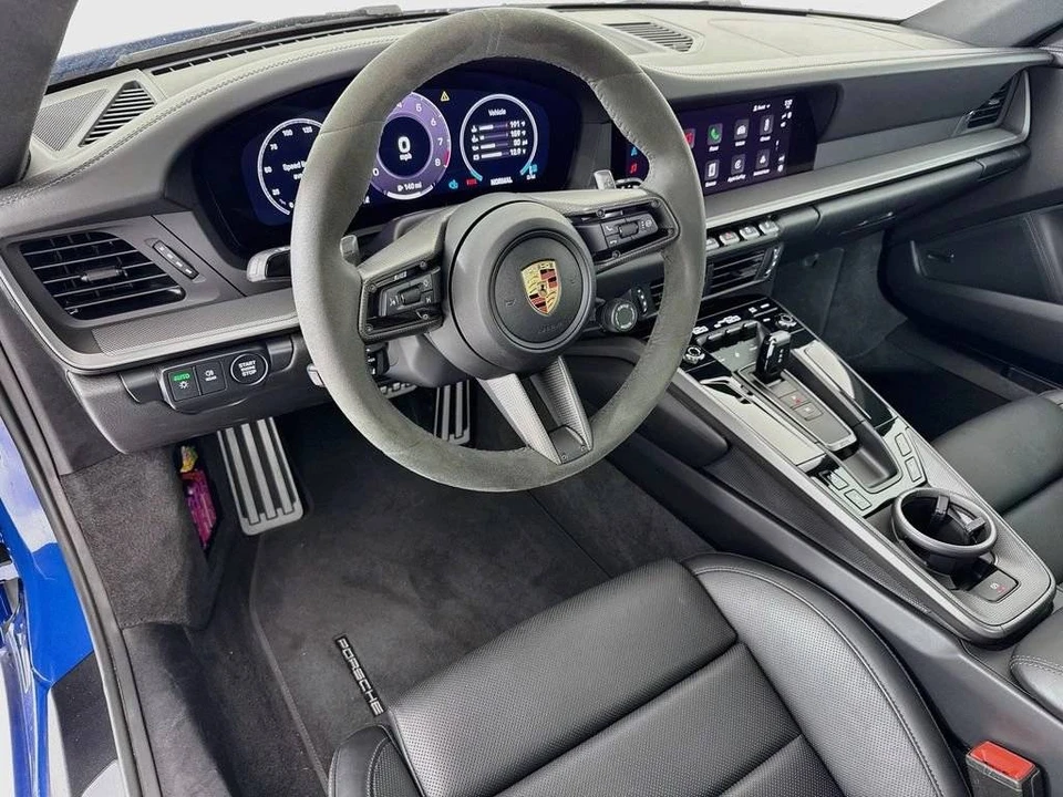 2025 Porsche 992 Carrera S - Image 4 of 4
