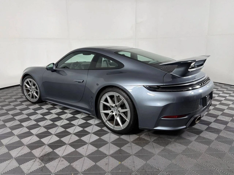 2025 Porsche 992 Carrera S - Image 3 of 5