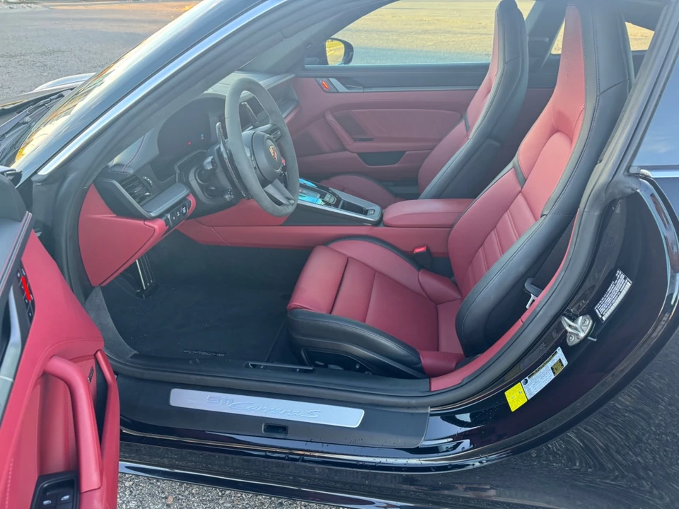 2025 Porsche 992 Carrera S - Image 5 of 7