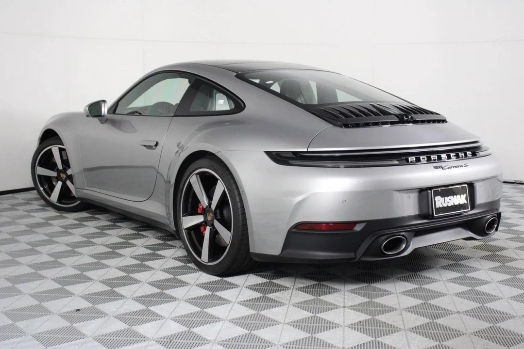 2025 Porsche 992 Carrera S - Image 3 of 5