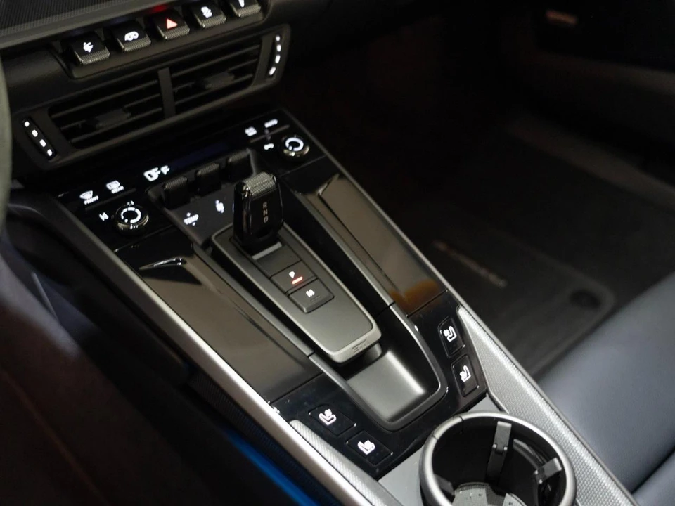 2025 Porsche 992 Carrera S - Image 21 of 26