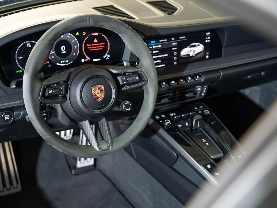 2025 Porsche 992 Carrera S - Image 16 of 26
