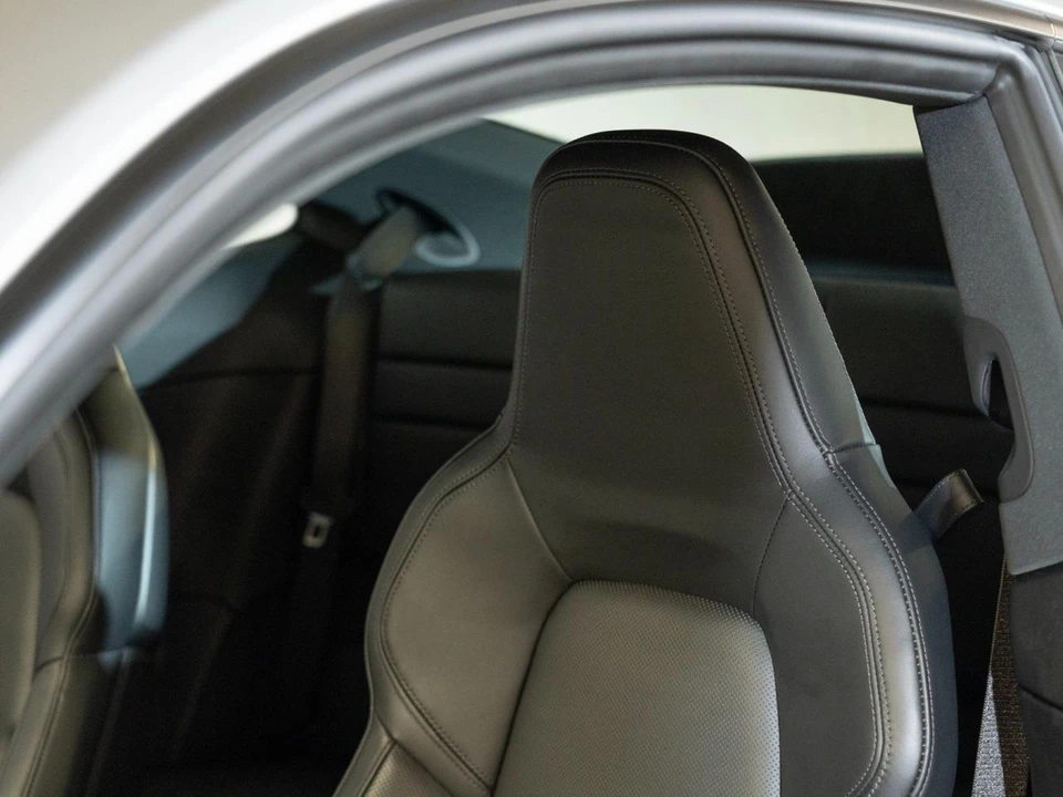 2025 Porsche 992 Carrera S - Image 15 of 27