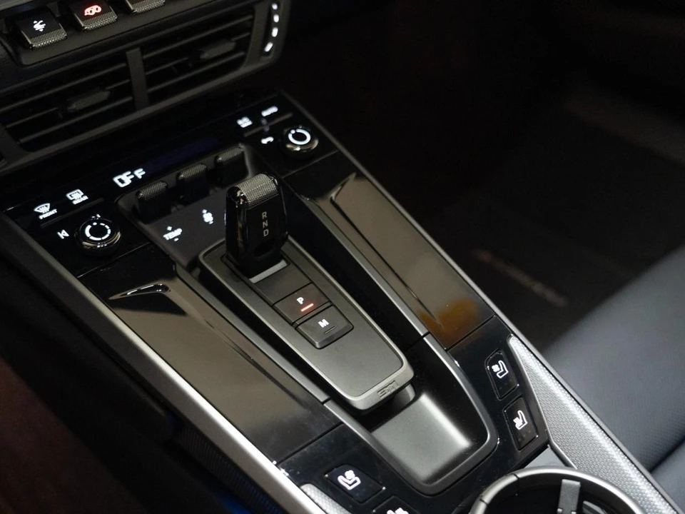 2025 Porsche 992 Carrera S - Image 23 of 27