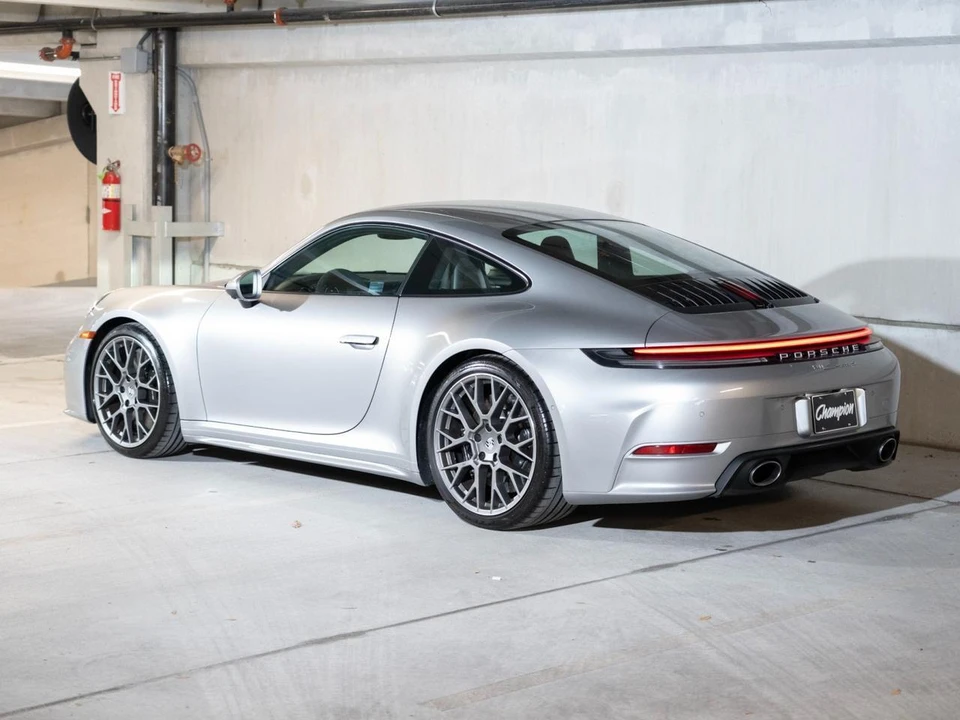 2025 Porsche 992 Carrera S - Image 4 of 27