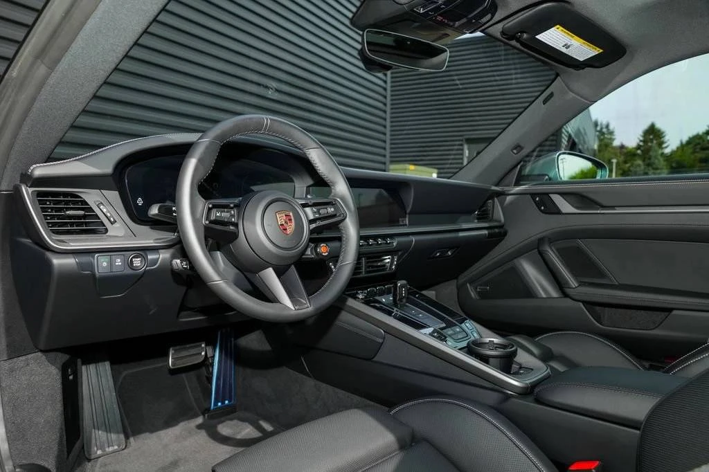 2025 Porsche 992 Carrera S - Image 4 of 4