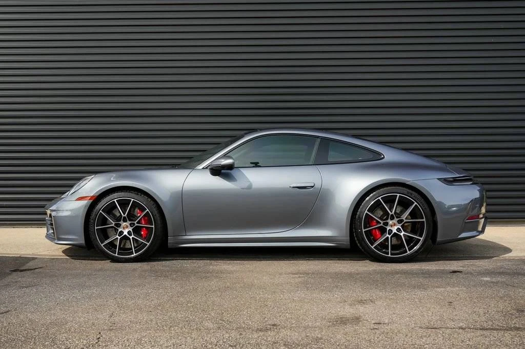 2025 Porsche 992 Carrera S - Image 2 of 4