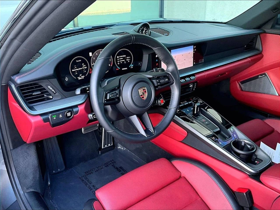 2025 Porsche 992 Carrera S - Image 4 of 5