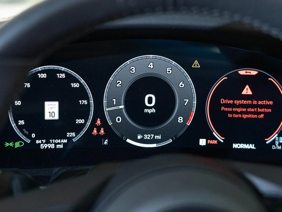 2025 Porsche 992 Carrera S - Image 19 of 27