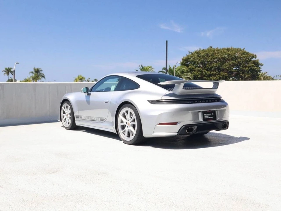 2025 Porsche 992 Carrera S - Image 3 of 4
