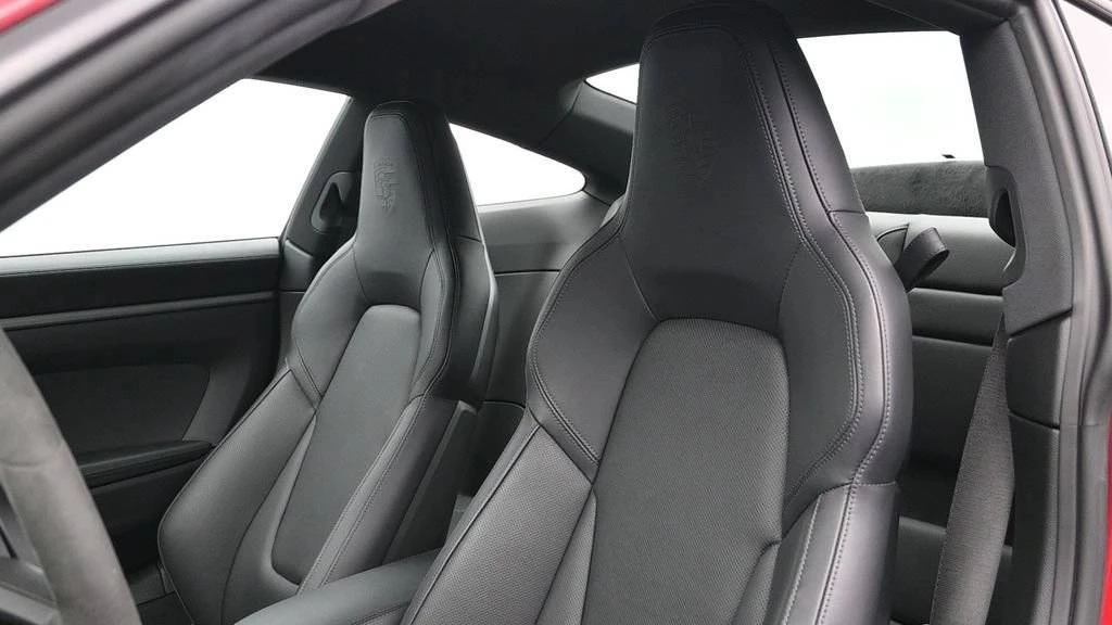 2025 Porsche 992 Carrera S - Image 4 of 4