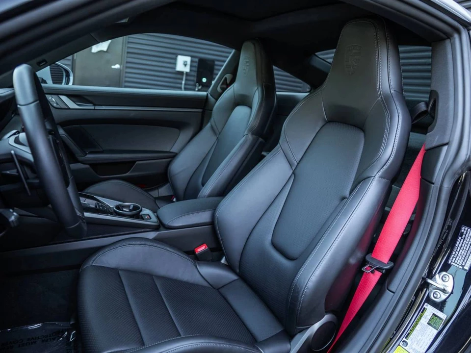 2025 Porsche 992 Carrera S - Image 4 of 5